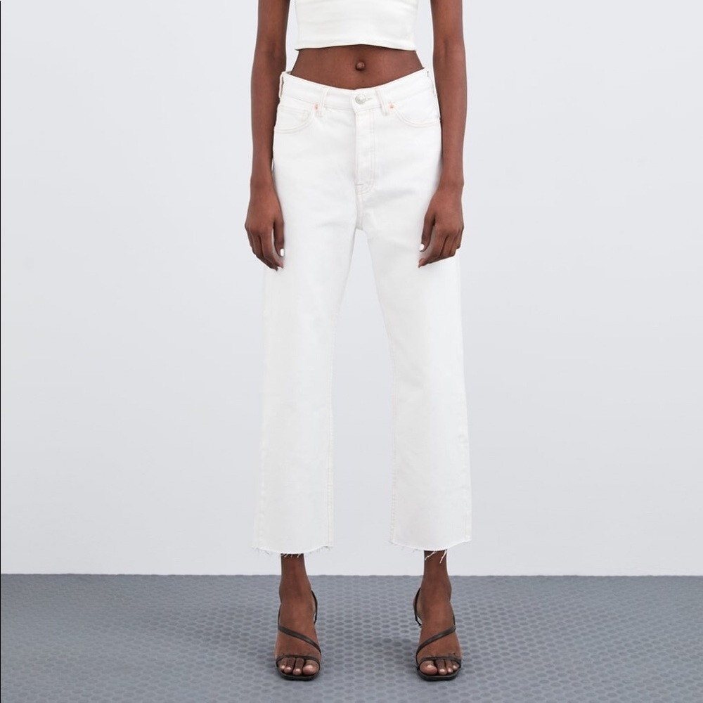 Zara Highrise Cropped Button-fly White Jean